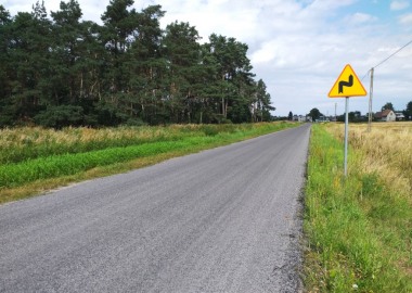 Zmodernizowana droga powiatowa Strzyżewice - Henrykowo 