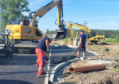 Przebudowa drogi powiatowej w Kłodzie