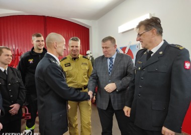 Spotkanie z okazji przyznania OSP Dąbcze tytułu "Ludzie Roku 2021"