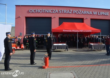 Przekazanie promes dla młodzieżowych drużyn pożarniczych w Lipnie