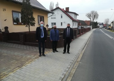 Nowy chodnik w Bukówcu Górnym