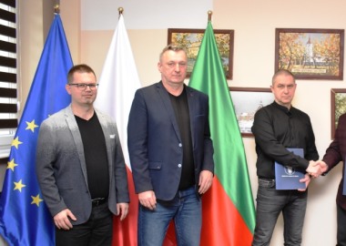 Podpisanie umowy na przebudowę drogi powiatowej z Wojnowic w kierunku Zglińca