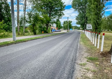Powierzchniowe utrwalanie nawierzchni w Boszkowie