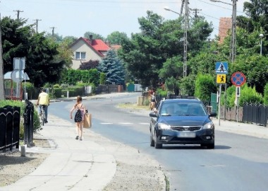 Droga powiatowa przez Kłodę 
