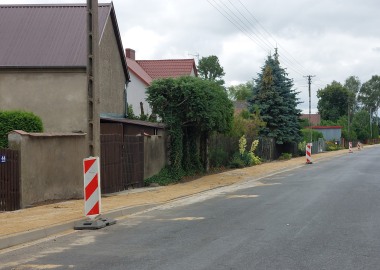 Nowy chodnik w Lasocicach