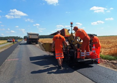 Poszerzanie drogi powiatowej do Grodziska
