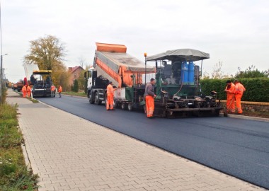 Przebudowa drogi w Jezierzycach Kościelnych
