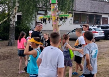 Piknik rodzin zastępczych w Dominicach w 2022 r. 