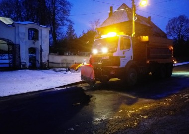 Pług odśnieżający drogi powiatowe 