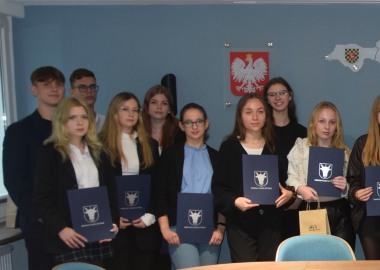 Uczniowie nagrodzeni Stypendium Starosty Leszczyńskiego